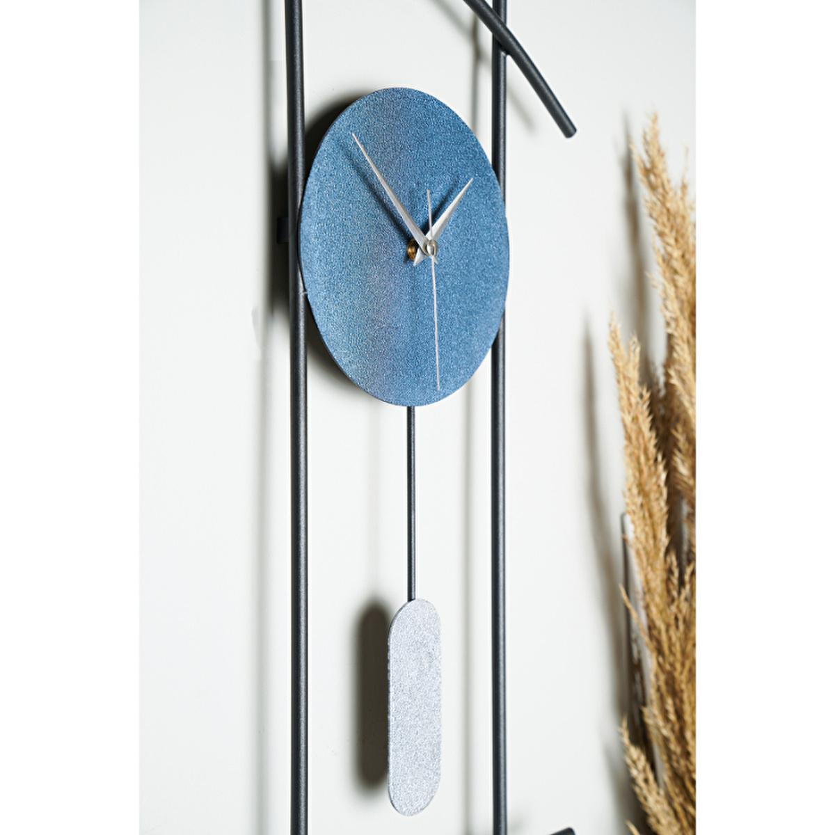 Muyika Ken Large Metal Wall Clock