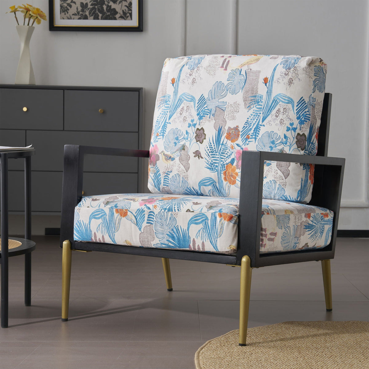 Modern Armchair With Solid Wood Frame and Adjustable Backrest - White or Light Blue